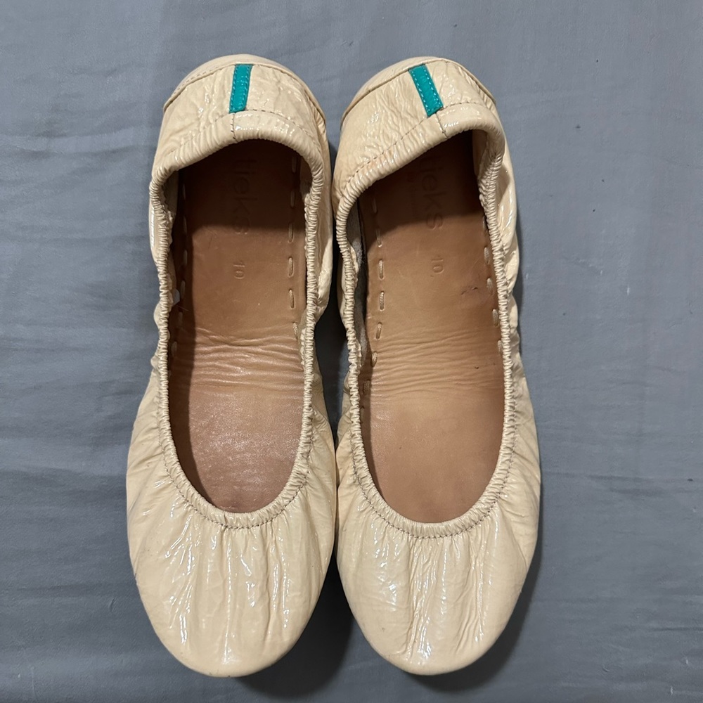 Biscotti Tieks